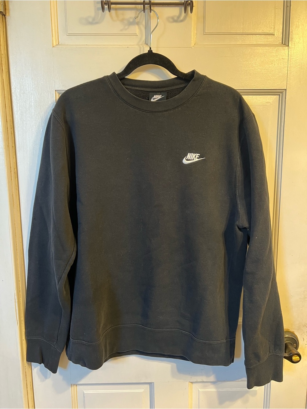 Unisex Nike Black Crewneck Sweatshirt